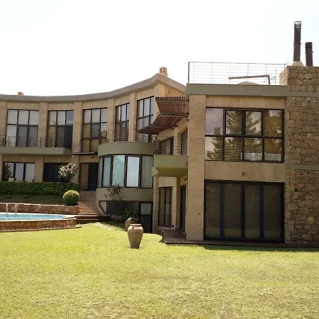 Villa Castle On The Edge Of The Sea