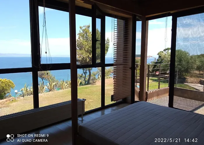 Castle On The Edge Of The Sea Villa