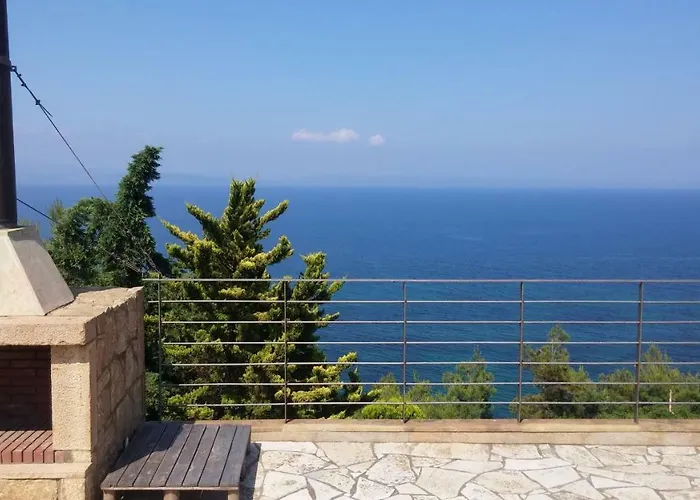 Castle On The Edge Of The Sea Villa