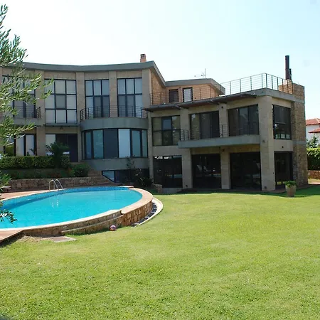 Castle On The Edge Of The Sea - Potidea Villa *